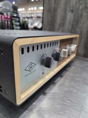 Store Special Product - Universal Audio - UA-OX